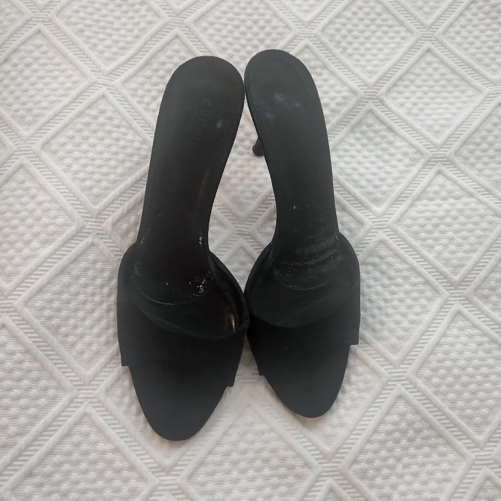 Gucci Elegant Black Heels - Picture 1 of 8